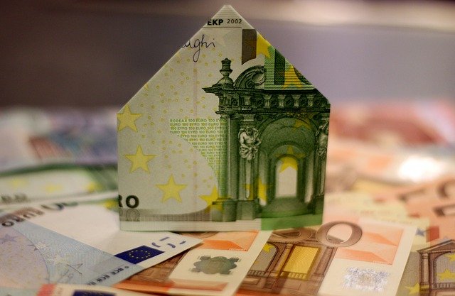 BBVA condenado a abonar a un comprador las cantidades que entregó en 2007 para adquirir una vivienda sobre plano en la costa almeriense. housebuilding 1005491 640 1